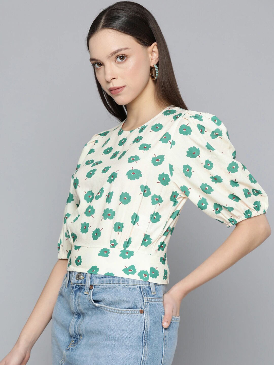 Women's White Floral Print Puff Sleeve Crop Top – Casual Round Neck Cinched Waist Top