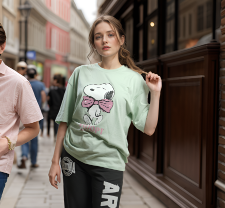 Oversized Snoopy T-Shirt