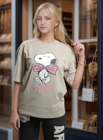 Oversized Snoopy T-Shirt