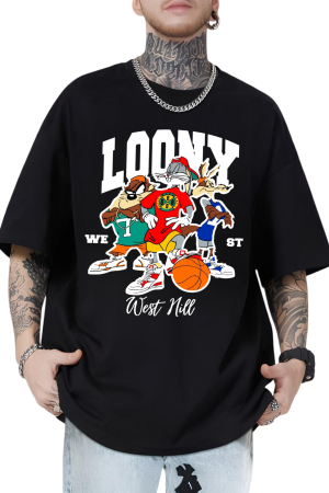 Oversized Black T-Shirt Featuring Looney Tunes Basketball Squad Design